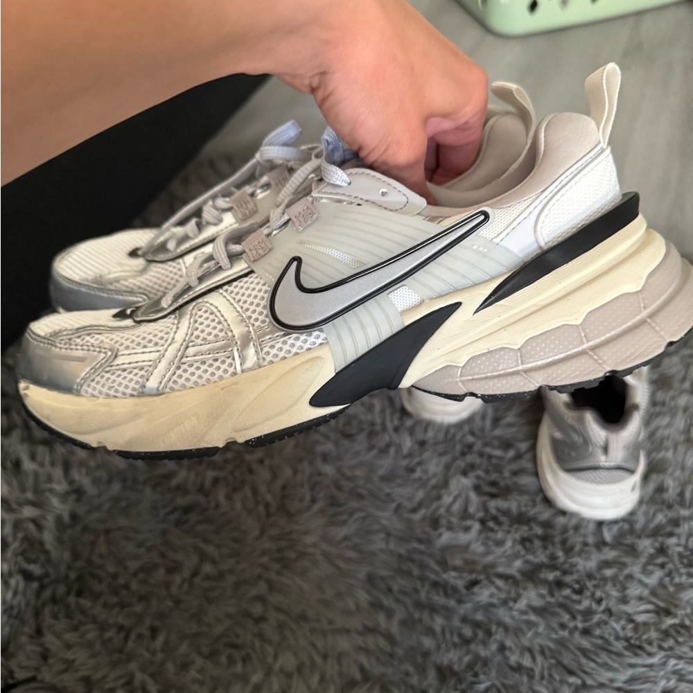Nike v2k